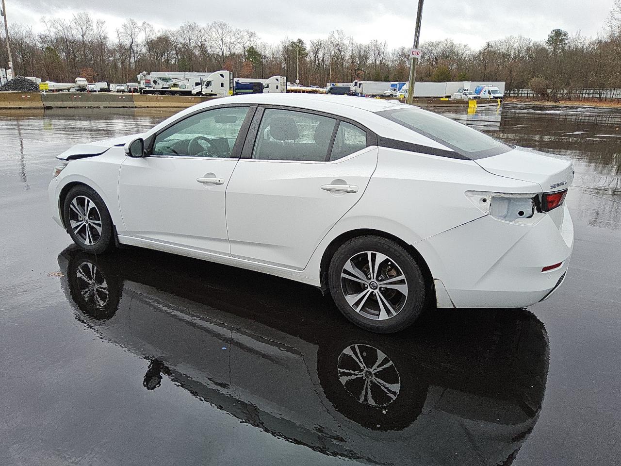 2020 Nissan Sentra - Image 2