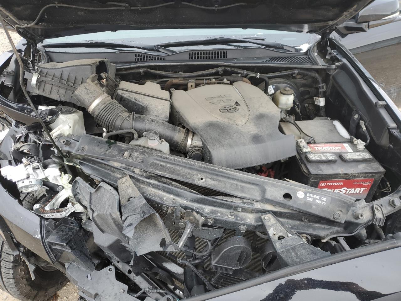 2019 Toyota Tacoma - Image 11