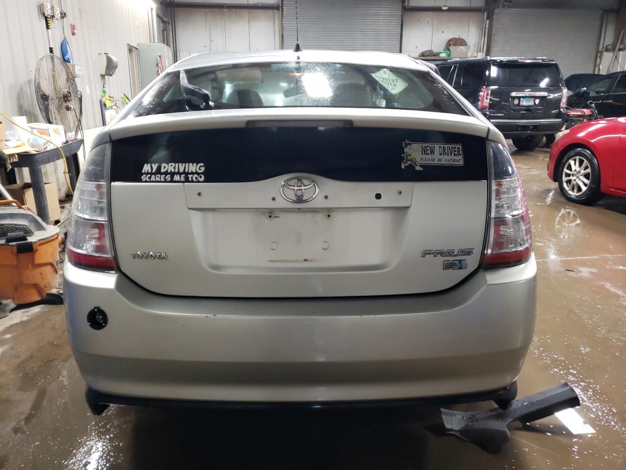 2005 Toyota Prius - Image 6