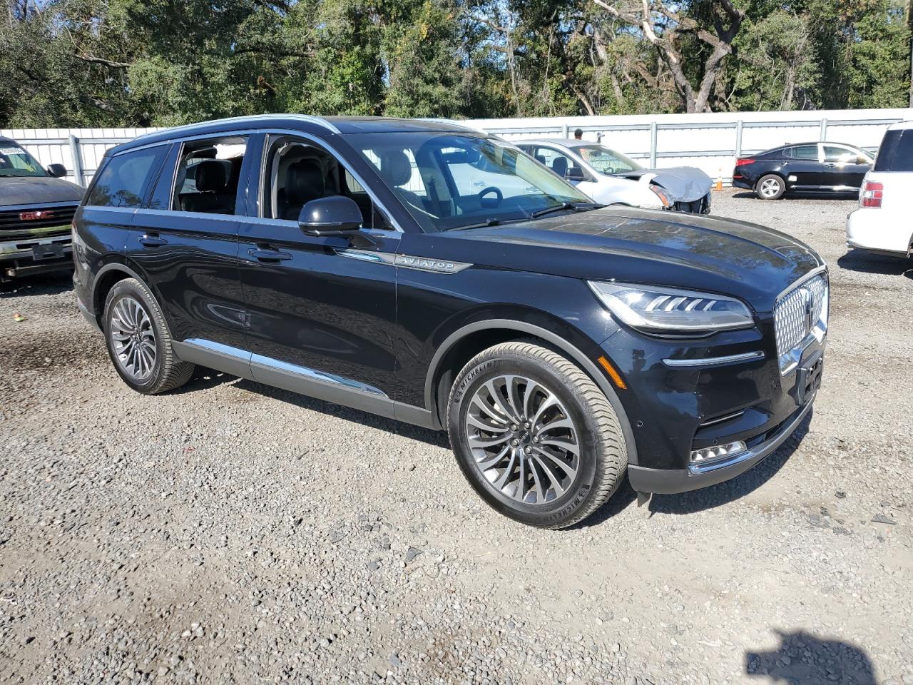 VIN 5LM5J7XC1LGL35137 2020 LINCOLN AVIATOR no.4