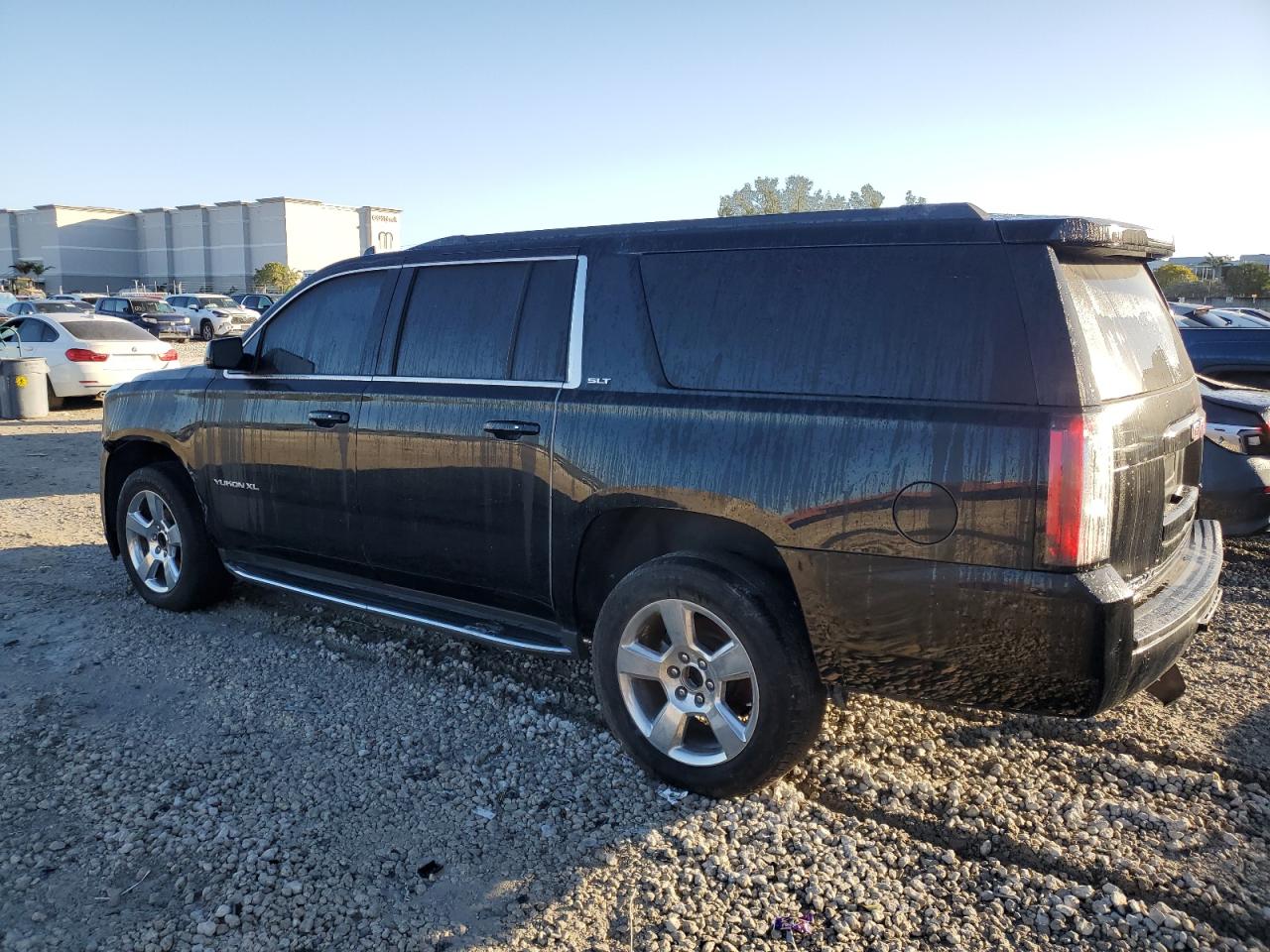 VIN 1GKS2GKC6KR334023 2019 GMC YUKON no.2