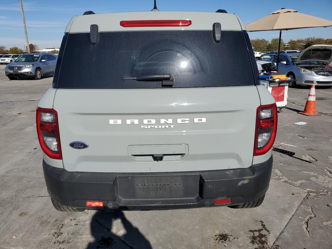 2022 Ford Bronco - Image 6