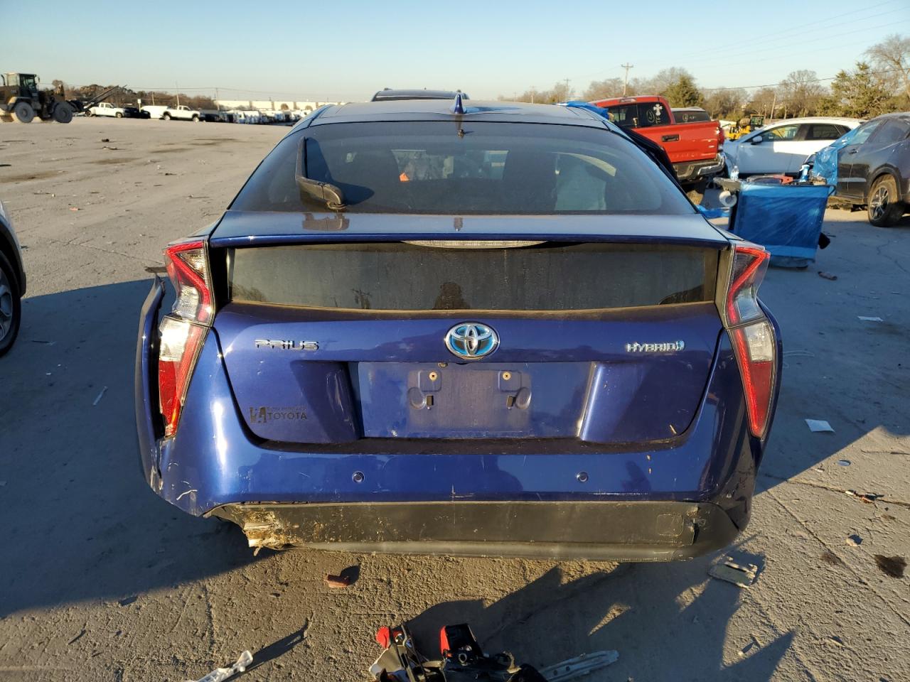 VIN JTDKBRFU7H3048414 2017 TOYOTA PRIUS no.6