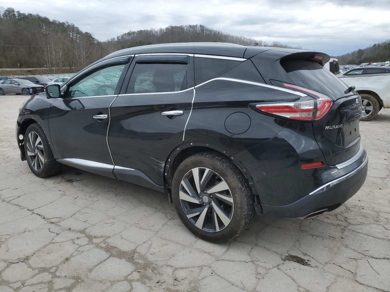 2015 Nissan Murano - Image 2