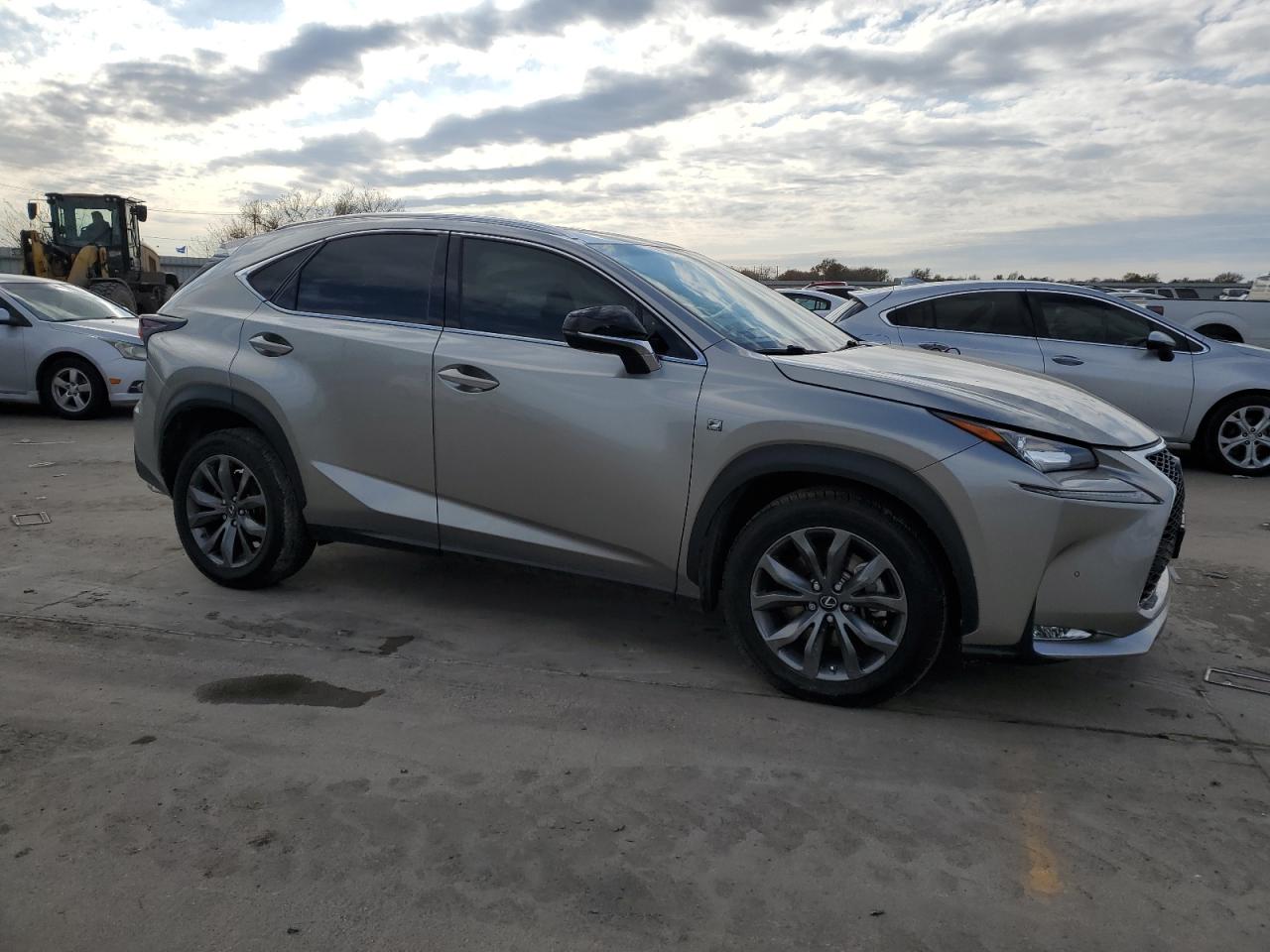 VIN JTJYARBZXG2037696 2016 LEXUS NX no.4