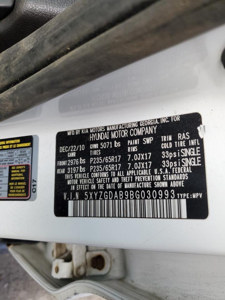 2011 Hyundai Santa Fe - Image 15