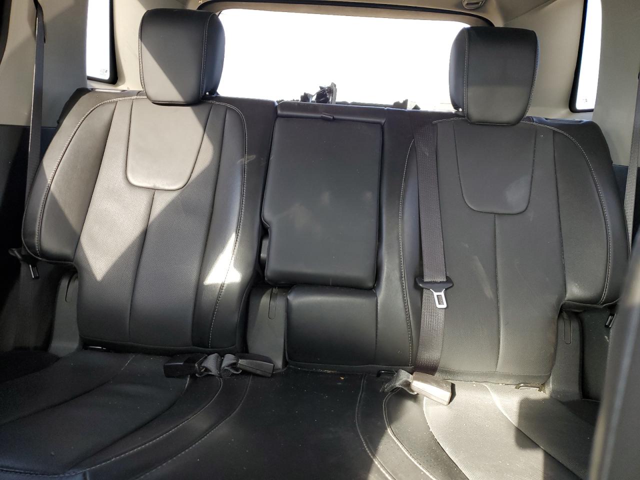 2017 GMC Terrain - Image 10