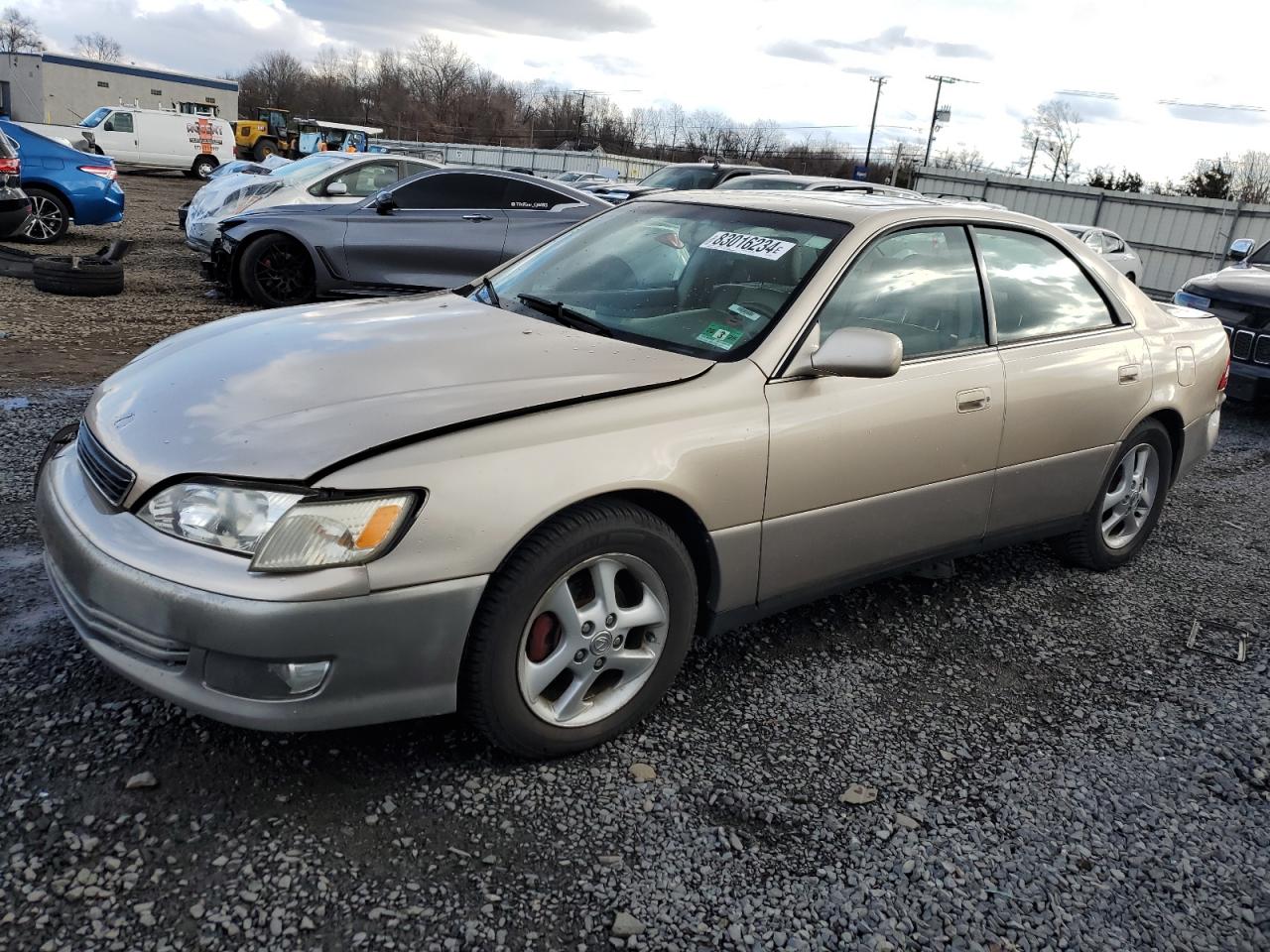 2000 Lexus ES - Image 1
