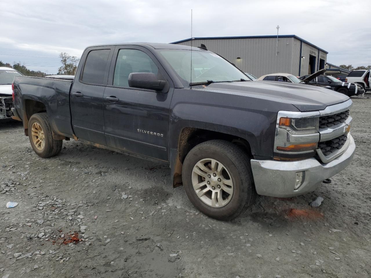 2016 Chevrolet Silverado - Image 4