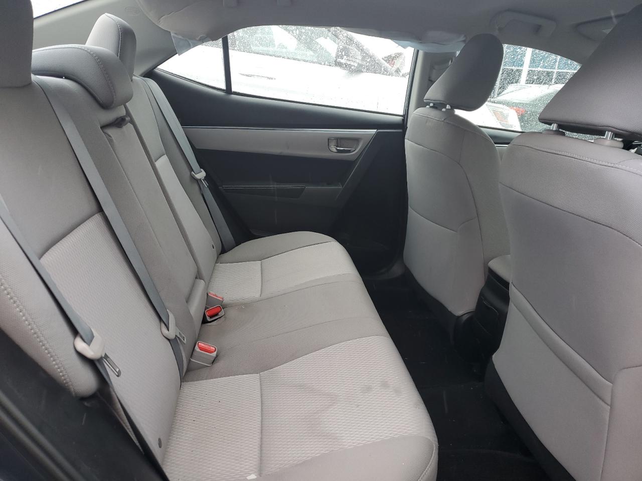 2015 Toyota Corolla L VIN: 5YFBURHE1FP184171 Lot: 85557274