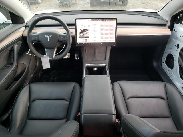  TESLA MODEL 3 2022 Белы