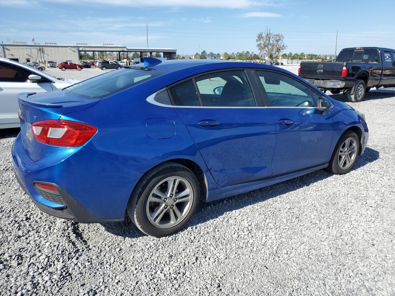 2017 Chevrolet Cruze - Image 3