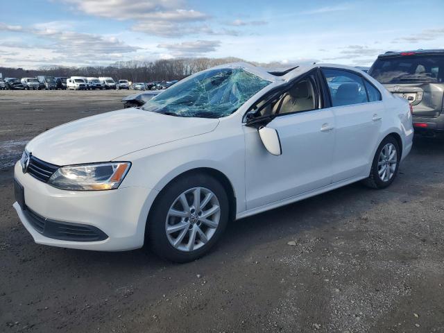  VOLKSWAGEN JETTA 2014 Белы