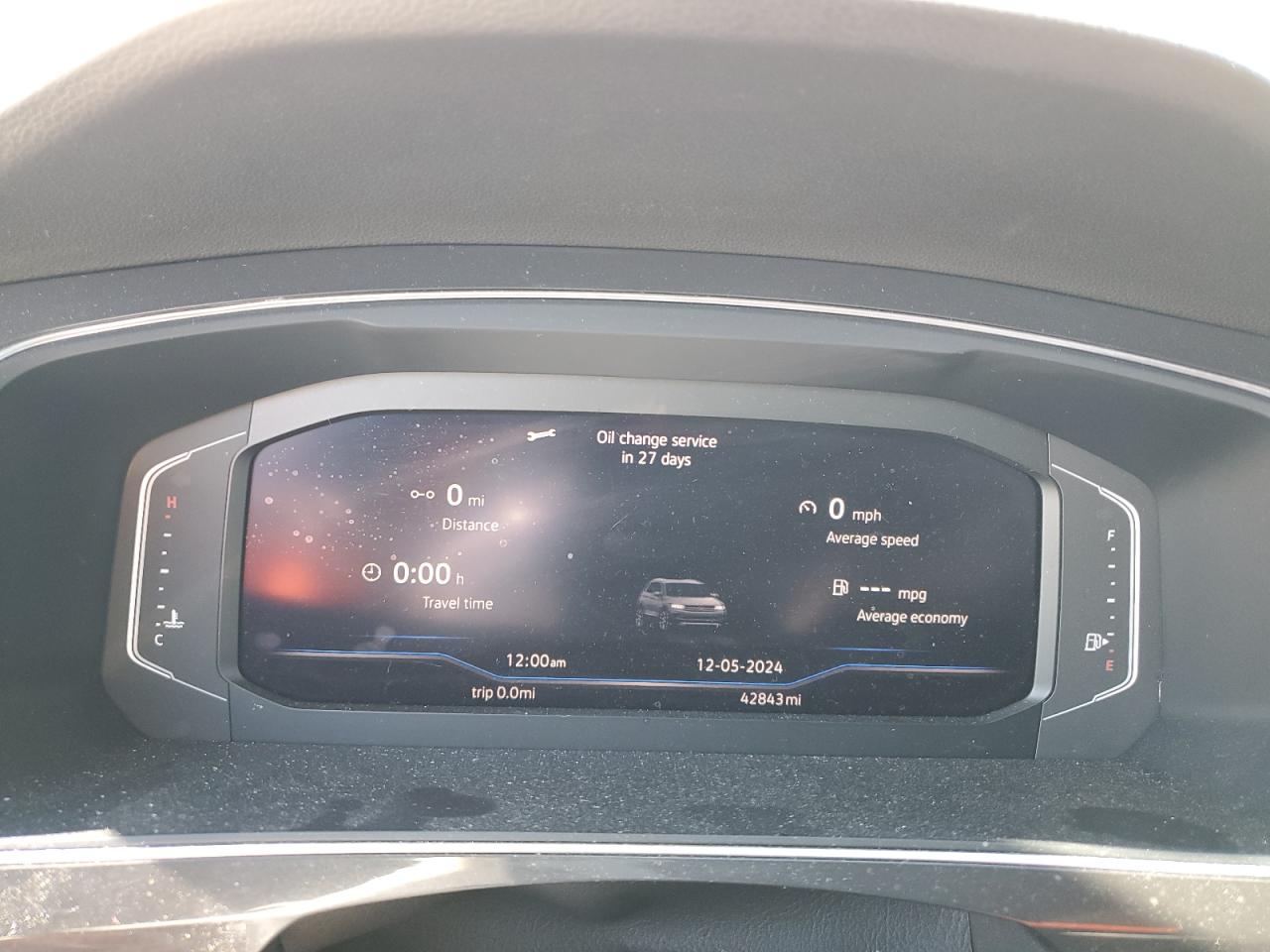 2021 Volkswagen Tiguan - Image 9