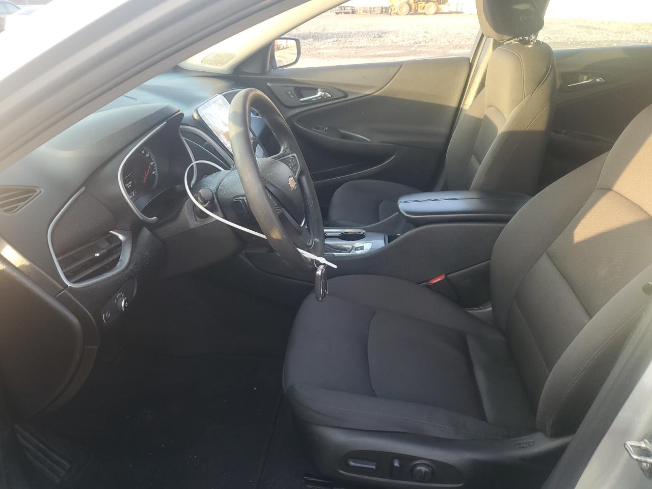 2022 Chevrolet Malibu - Image 7