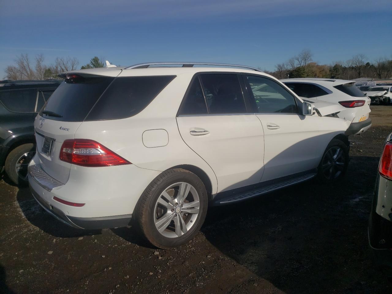 VIN 4JGDA5HB9EA394578 2014 MERCEDES-BENZ M-CLASS no.3