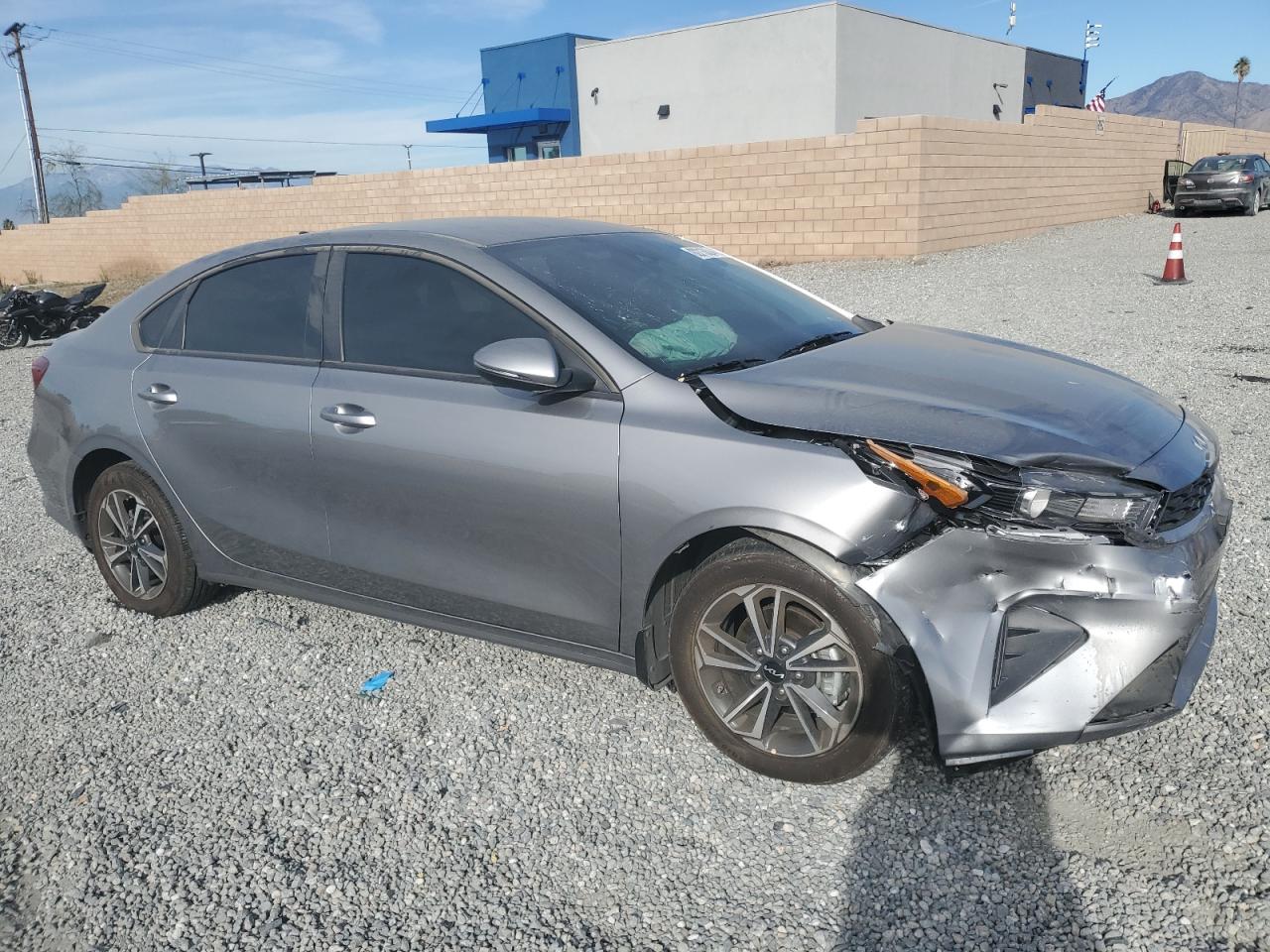 2024 Kia Forte - Image 4