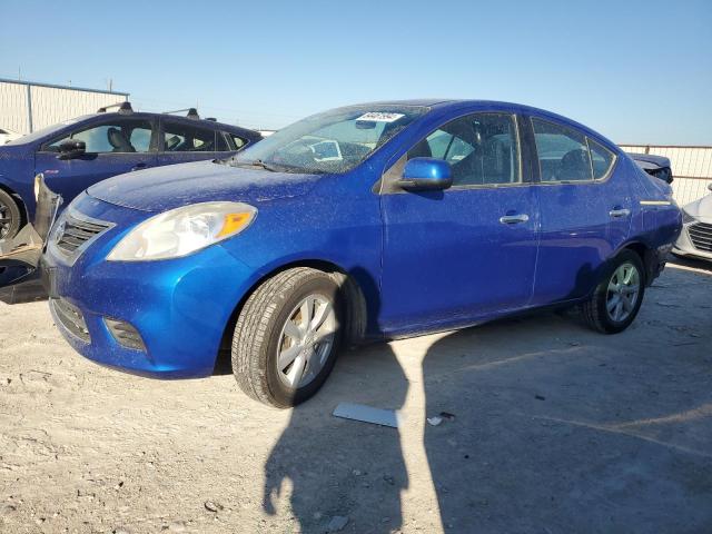  NISSAN VERSA 2014 Granatowy