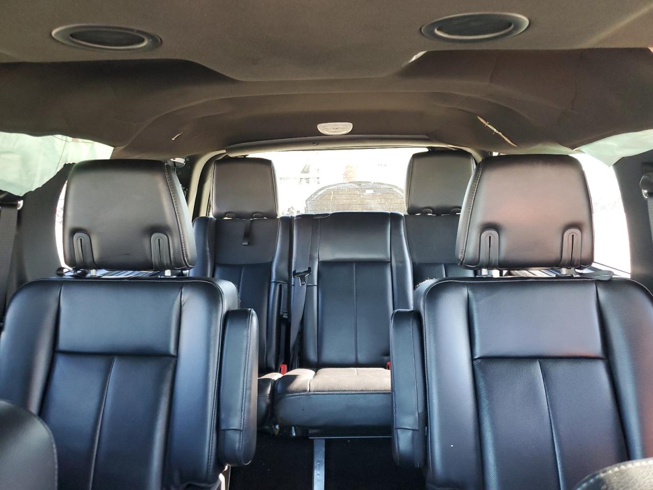2015 Ford Expedition - Image 10
