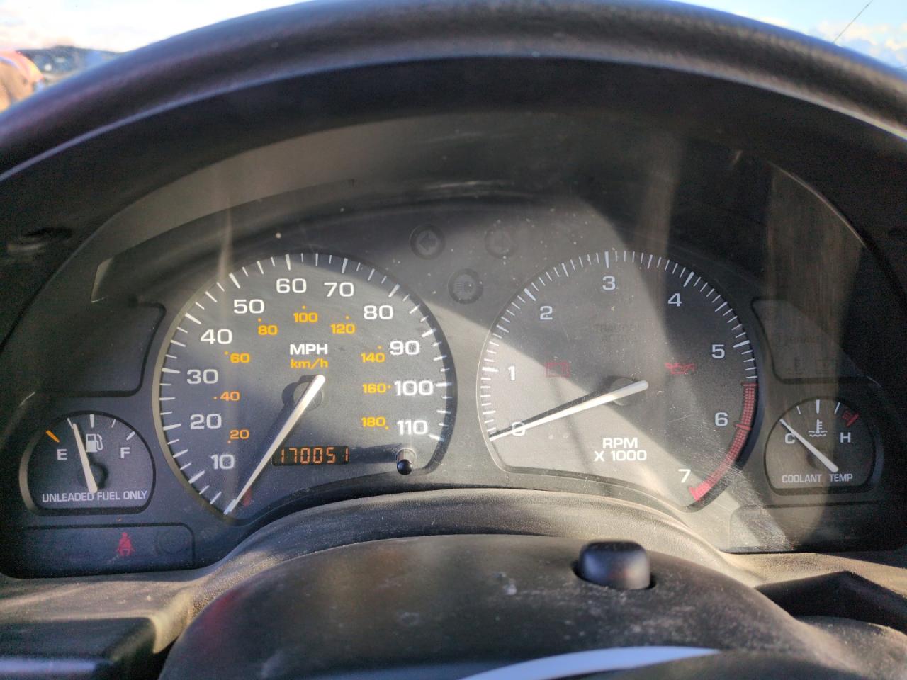 1999 Saturn SL - Image 9