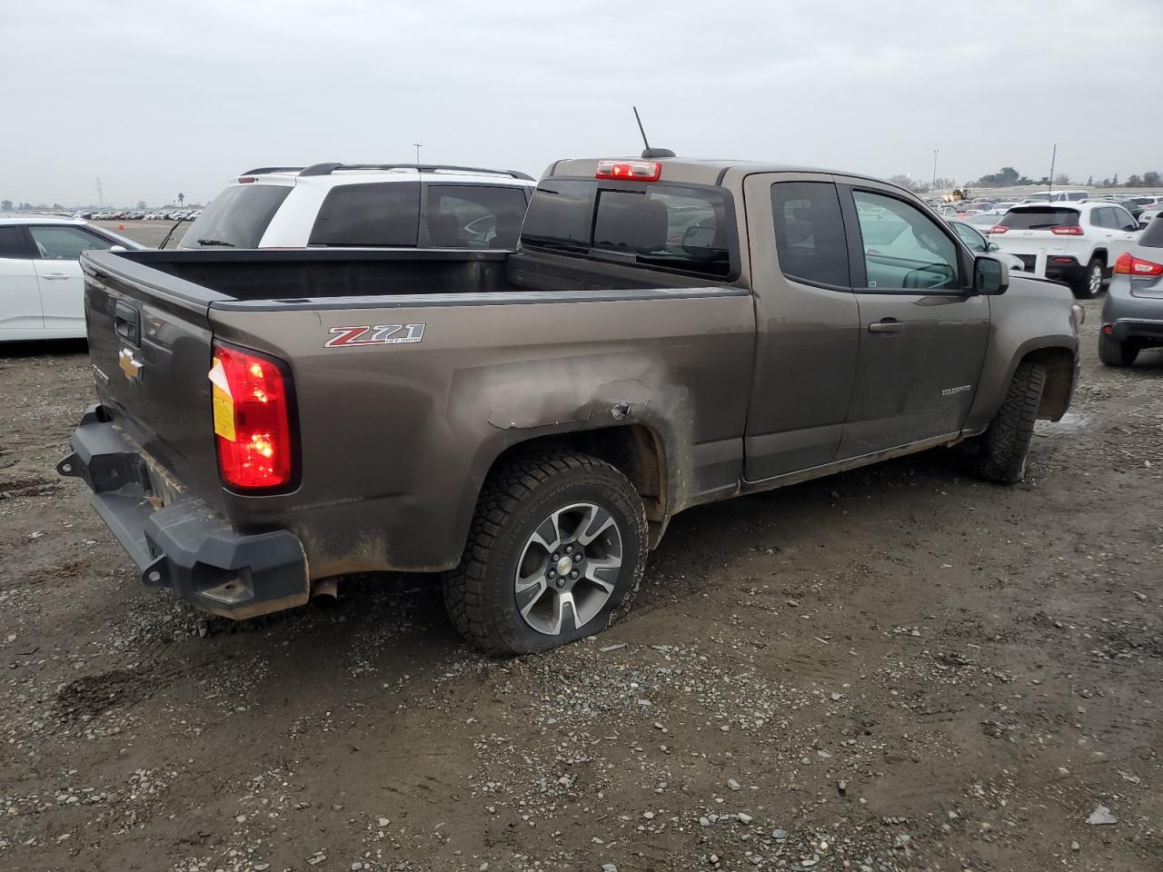 VIN 1GCHTDE39G1124177 2016 CHEVROLET COLORADO no.3