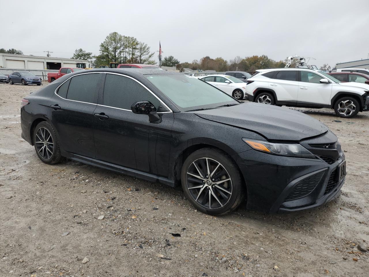 2021 Toyota Camry - Image 4