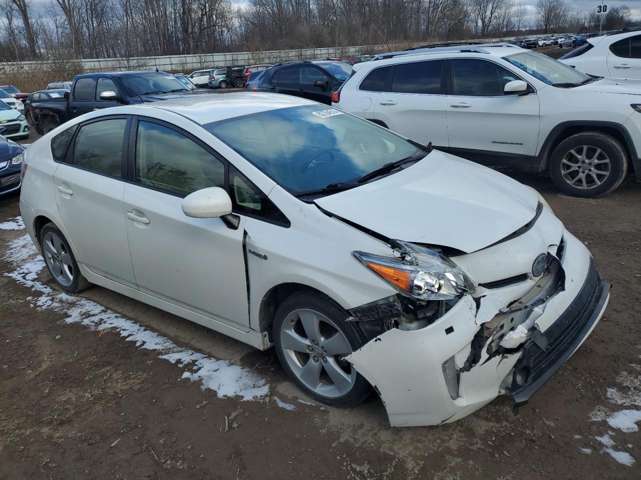 VIN JTDKN3DU1D1702384 2013 TOYOTA PRIUS no.4