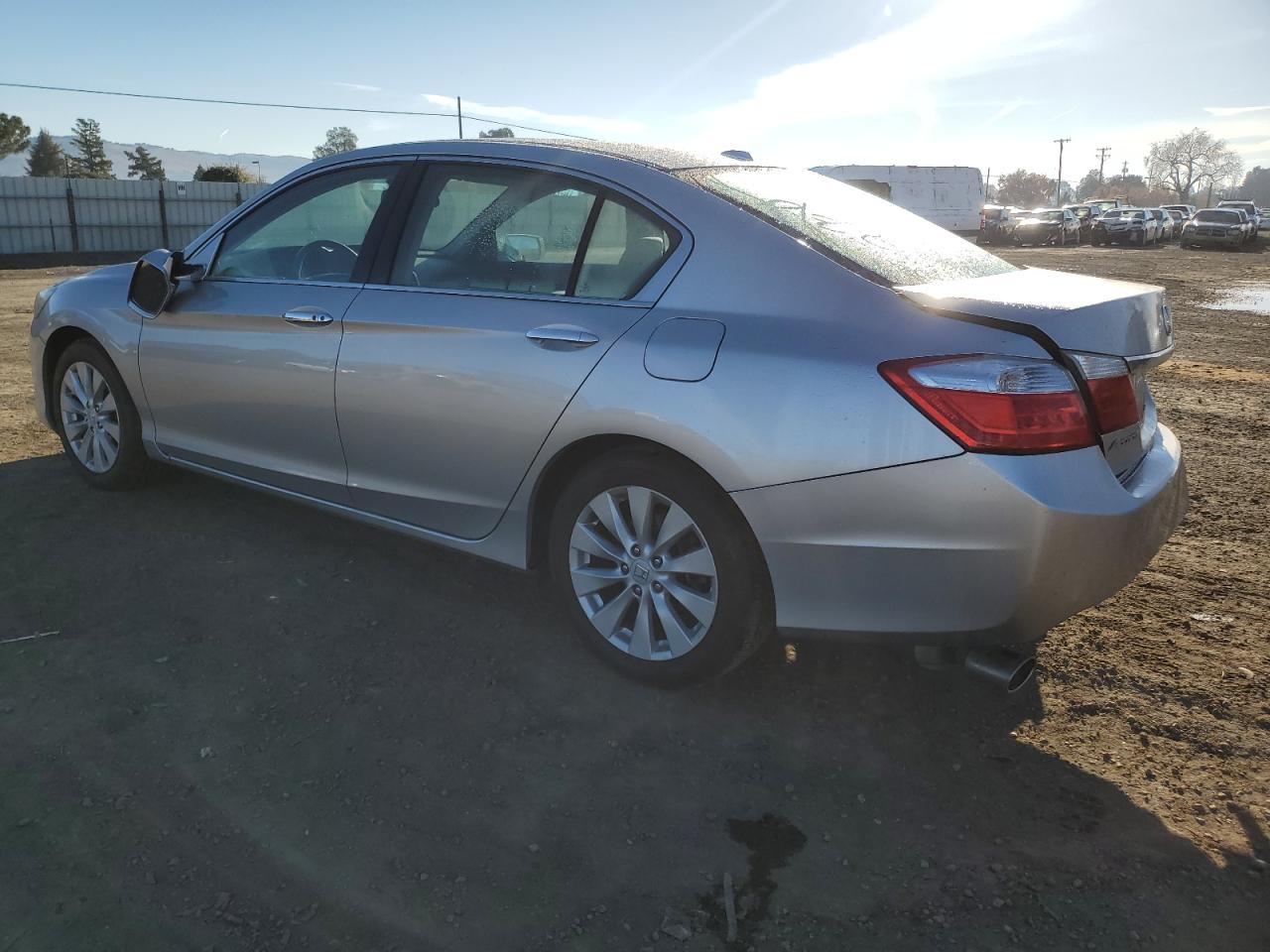 VIN 1HGCR3F83EA033997 2014 HONDA ACCORD no.2