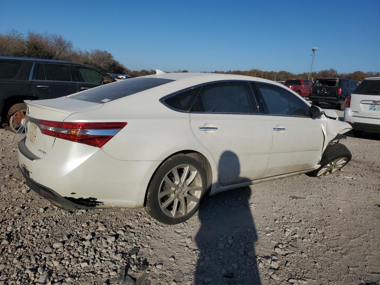 VIN 4T1BK1EB5FU170211 2015 TOYOTA AVALON no.3