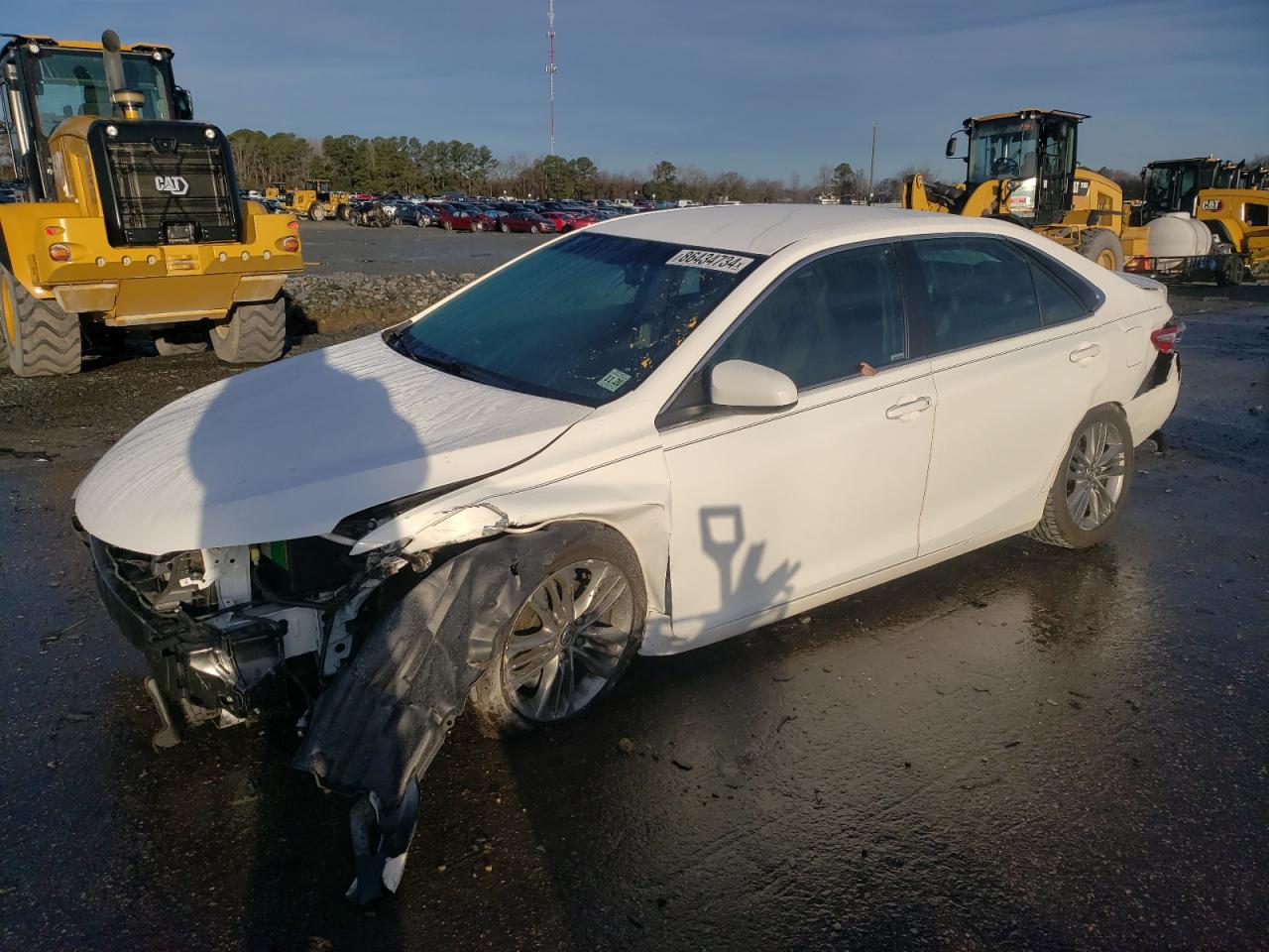 VIN 4T1BF1FK0GU158228 2016 TOYOTA CAMRY no.1