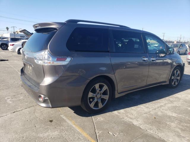  TOYOTA SIENNA 2017 Серый