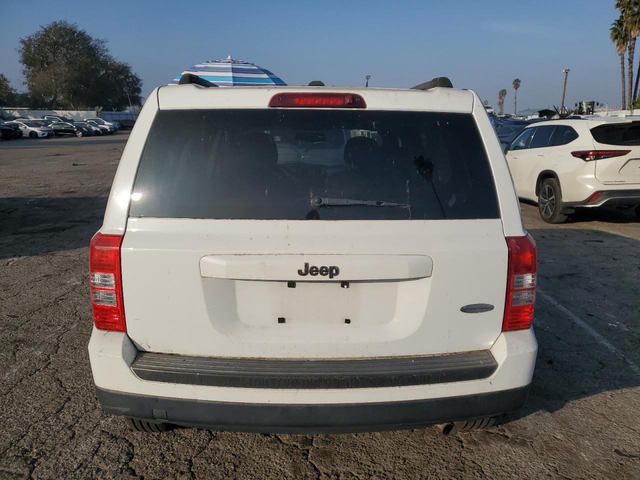 VIN 1C4NJPFA9ED564306 2014 JEEP PATRIOT no.6