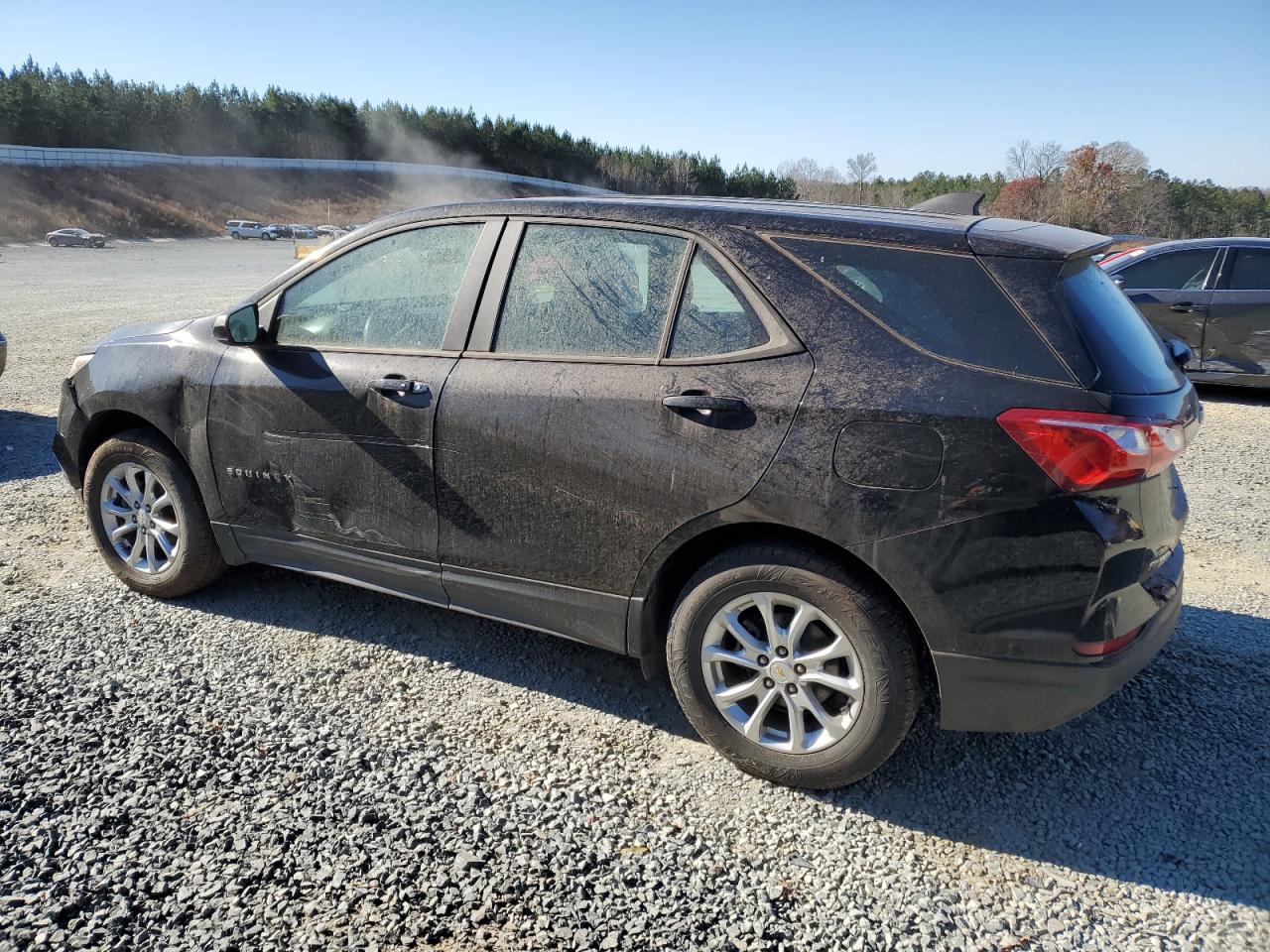 2020 Chevrolet Equinox - Image 2