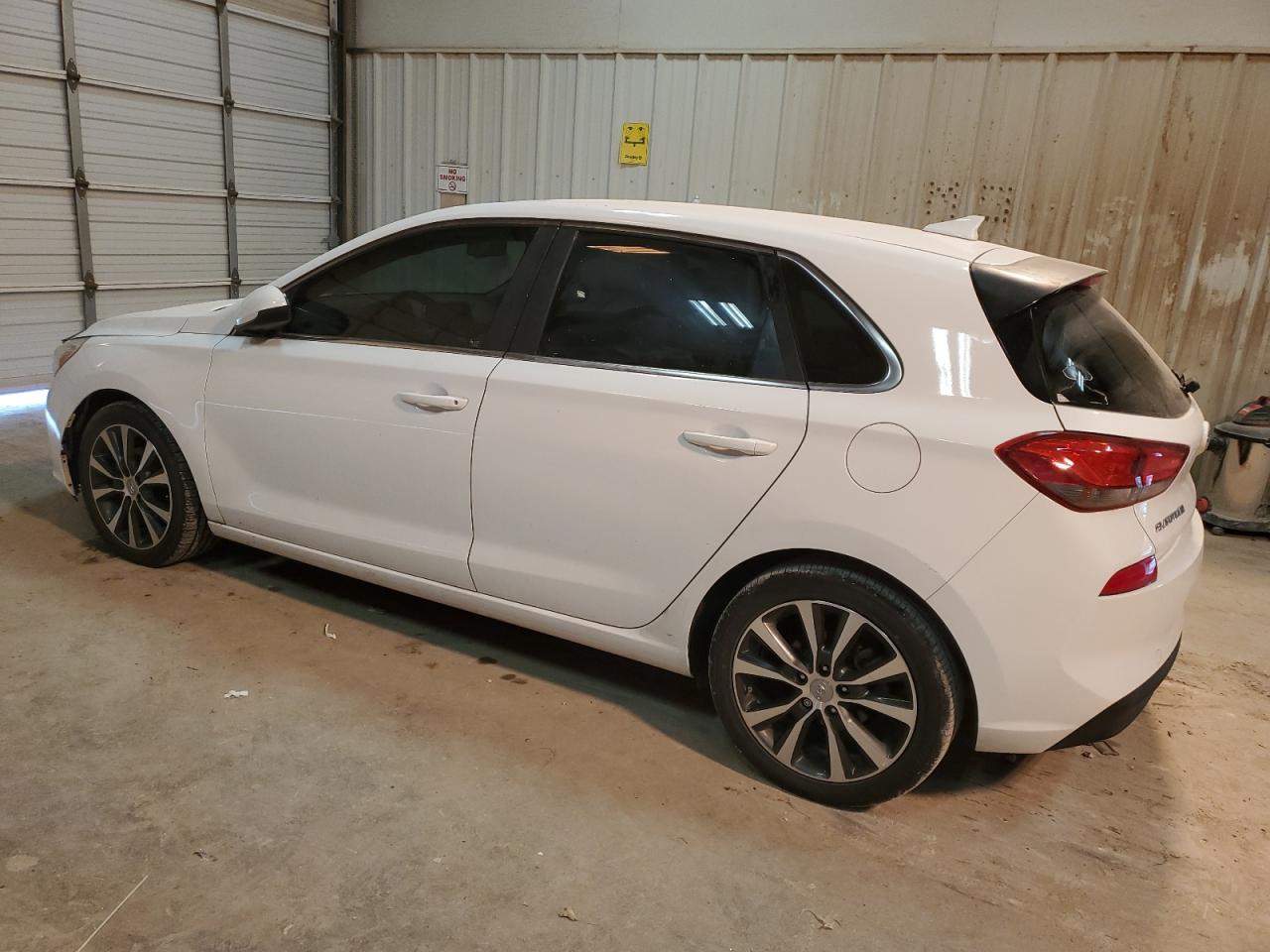 VIN KMHH35LE1JU014428 2018 HYUNDAI ELANTRA no.2