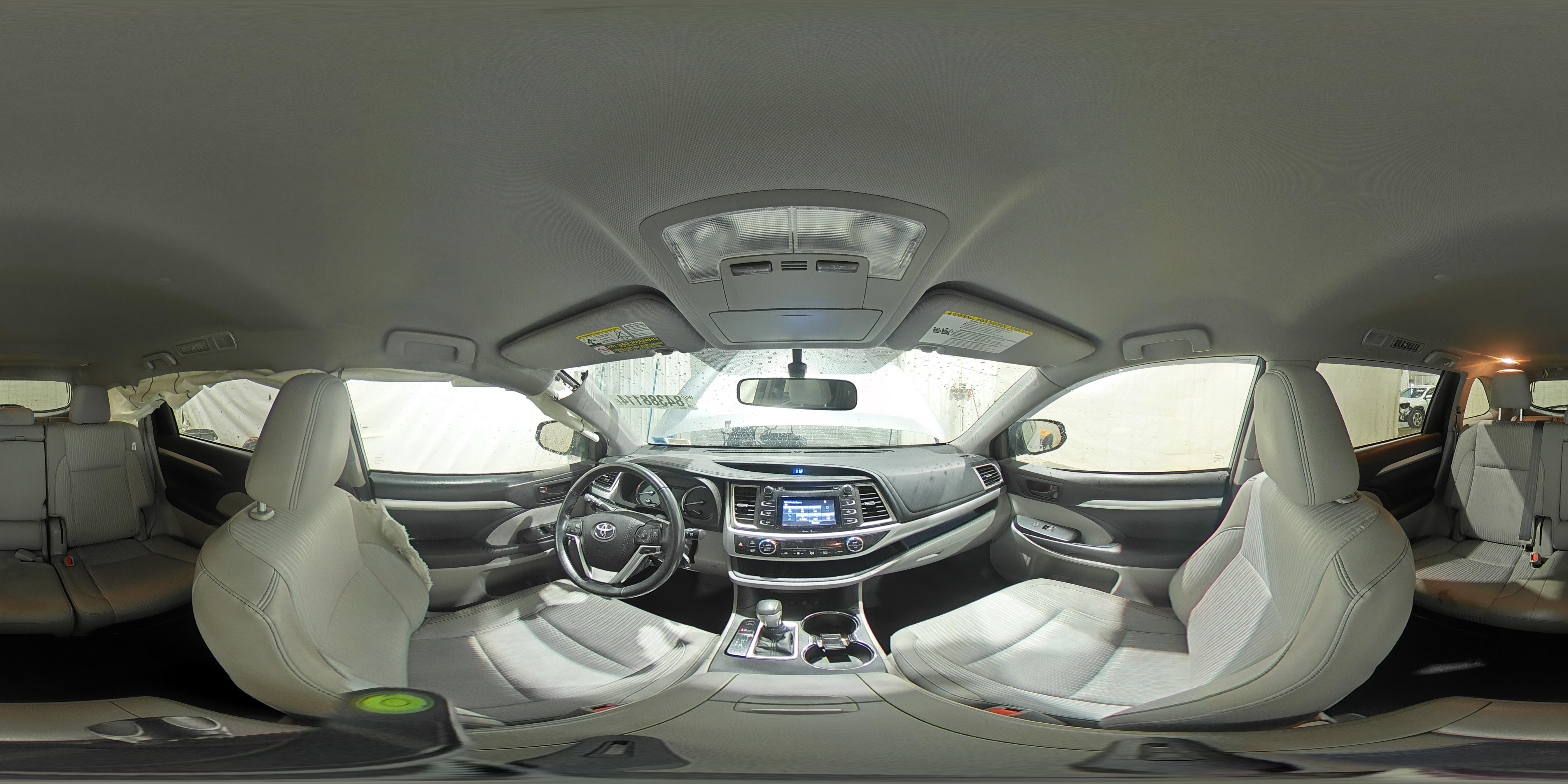 2015 Toyota Highlander - Image 15