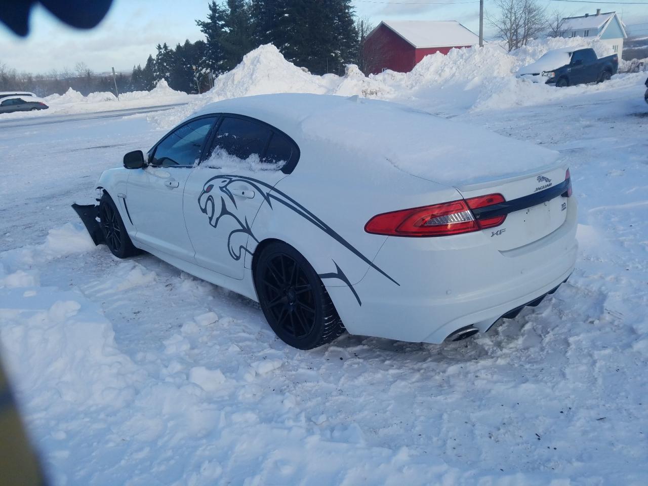 2015 Jaguar XF - Image 2
