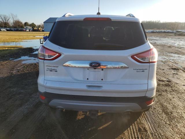  FORD ESCAPE 2016 Biały