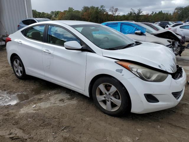  HYUNDAI ELANTRA 2013 Белый