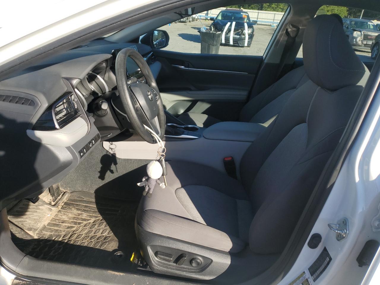 2022 Toyota Camry - Image 7