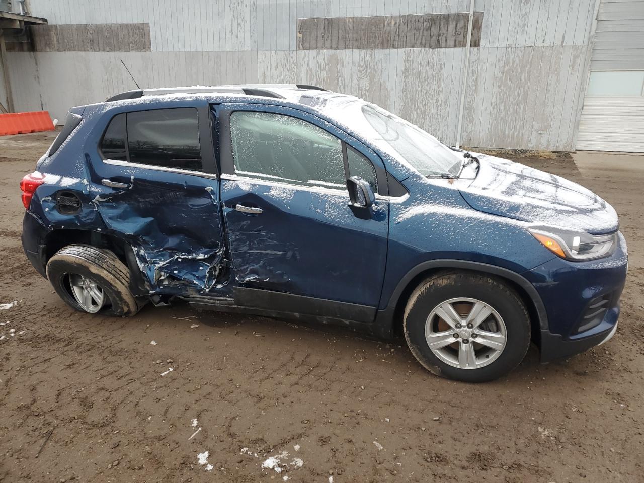 VIN 3GNCJLSB2KL372706 2019 CHEVROLET TRAX no.4