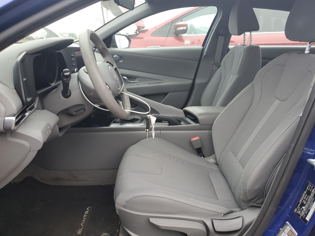 2021 Hyundai Elantra - Image 7
