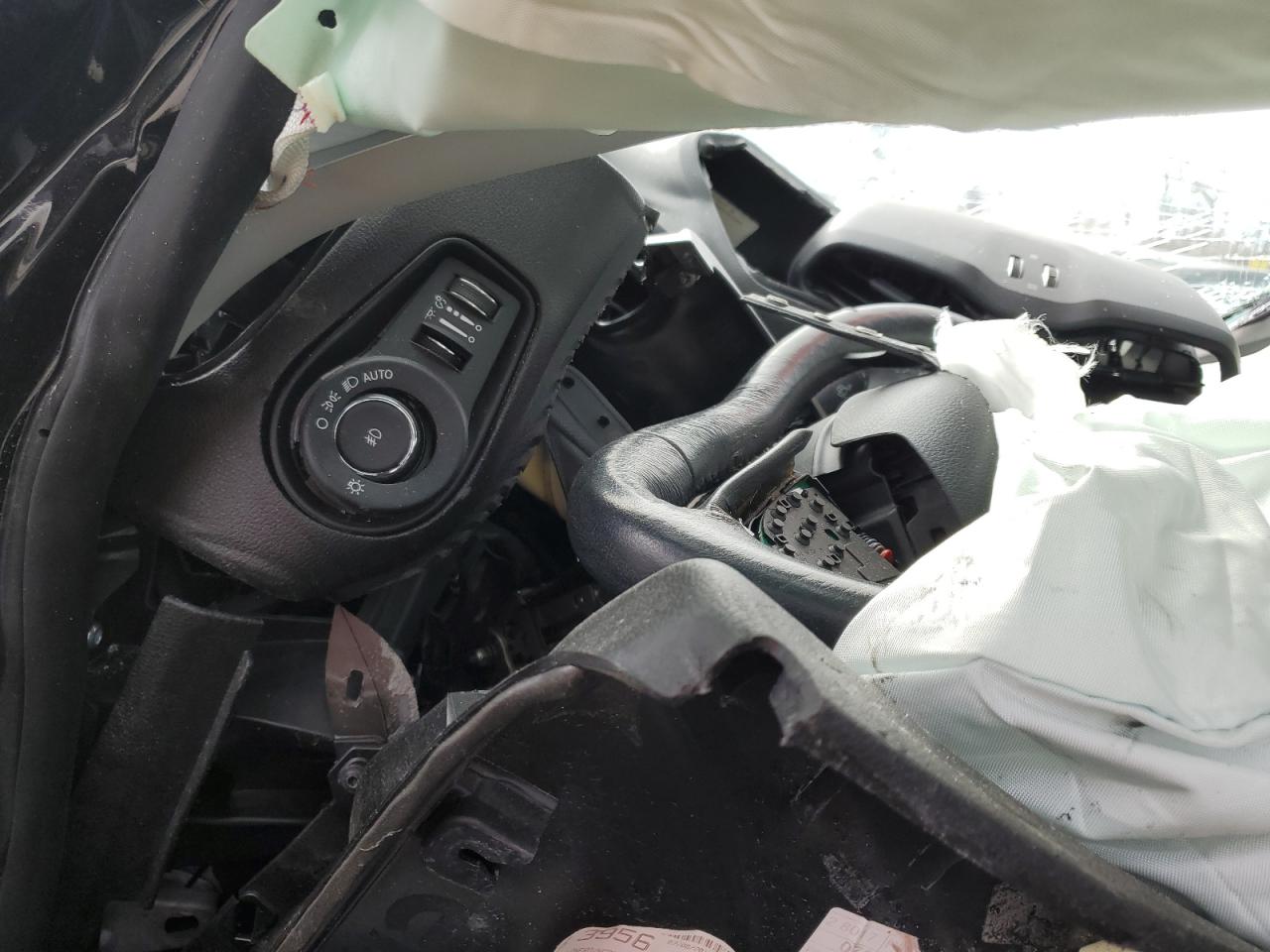 2019 Jeep Renegade - Image 9
