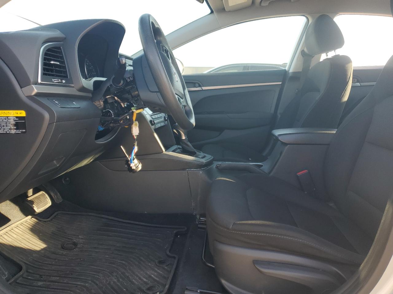 2018 Hyundai Elantra - Image 7