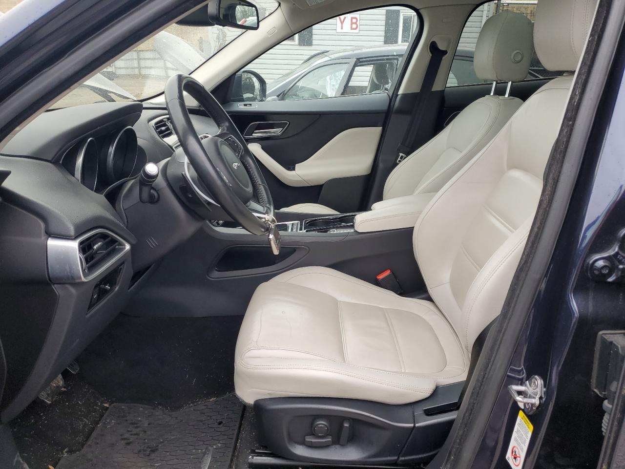 2017 Jaguar F-Pace - Image 7