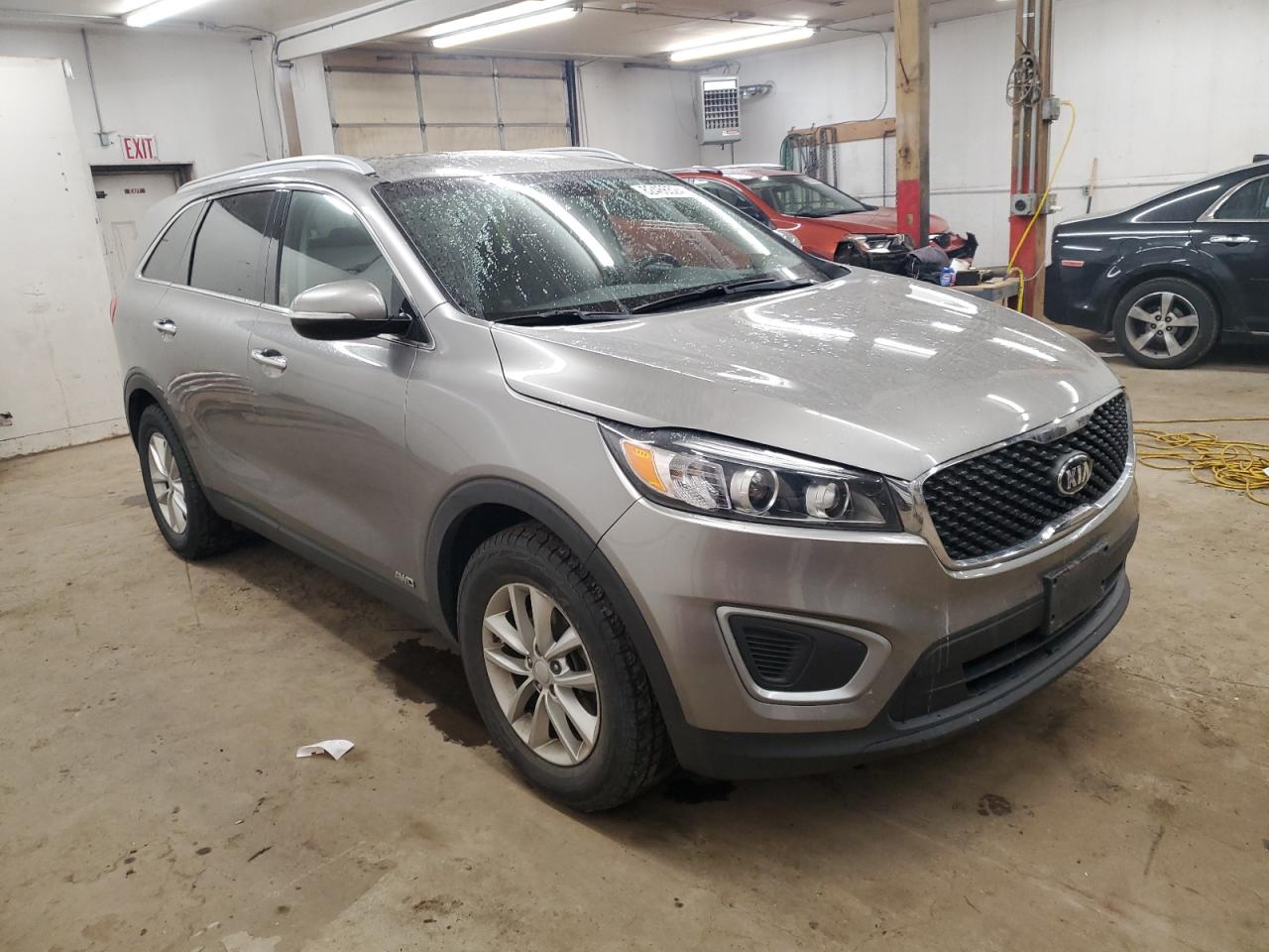 2017 Kia Sorento - Image 4