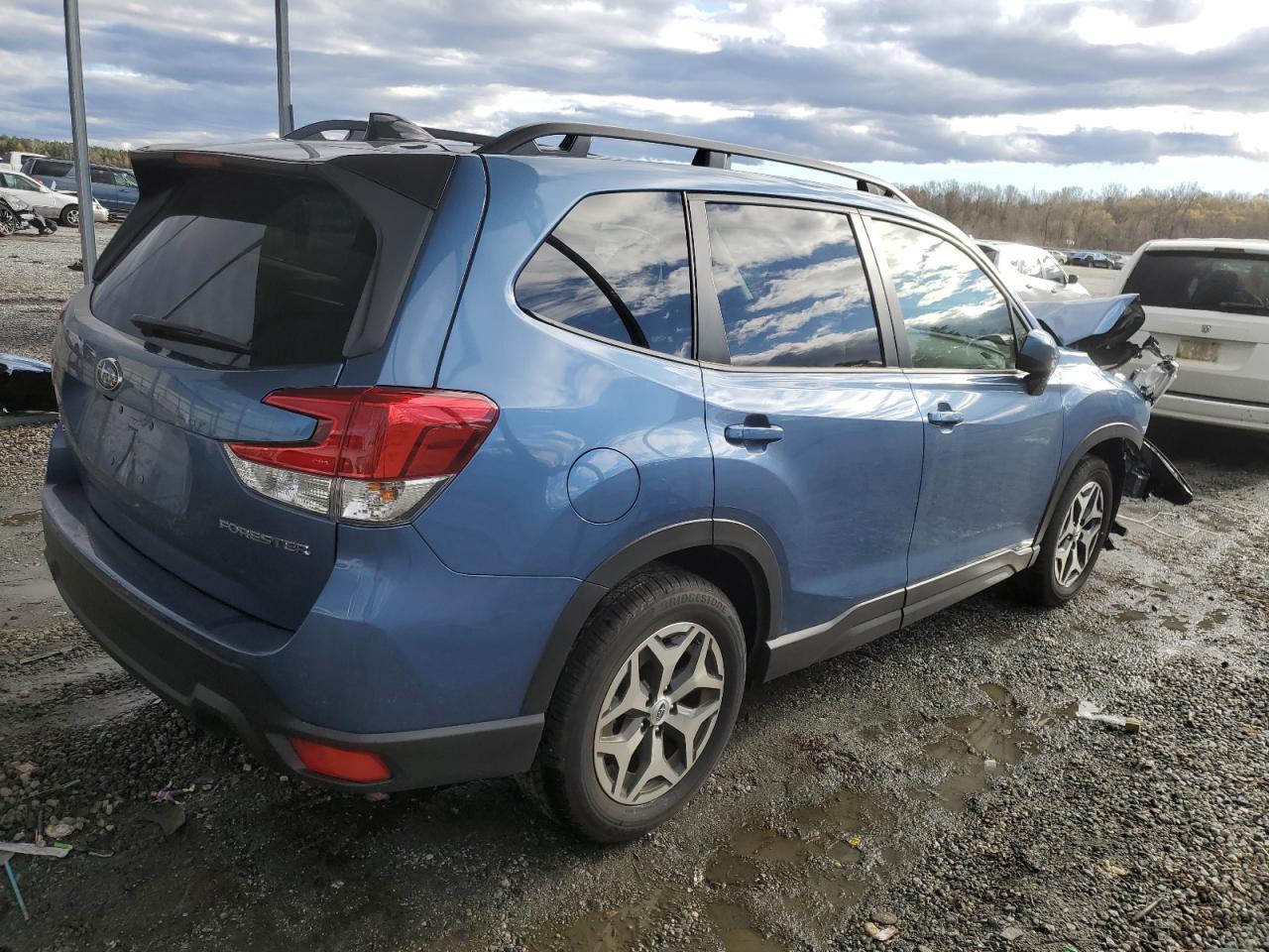 2024 Subaru Forester - Image 3