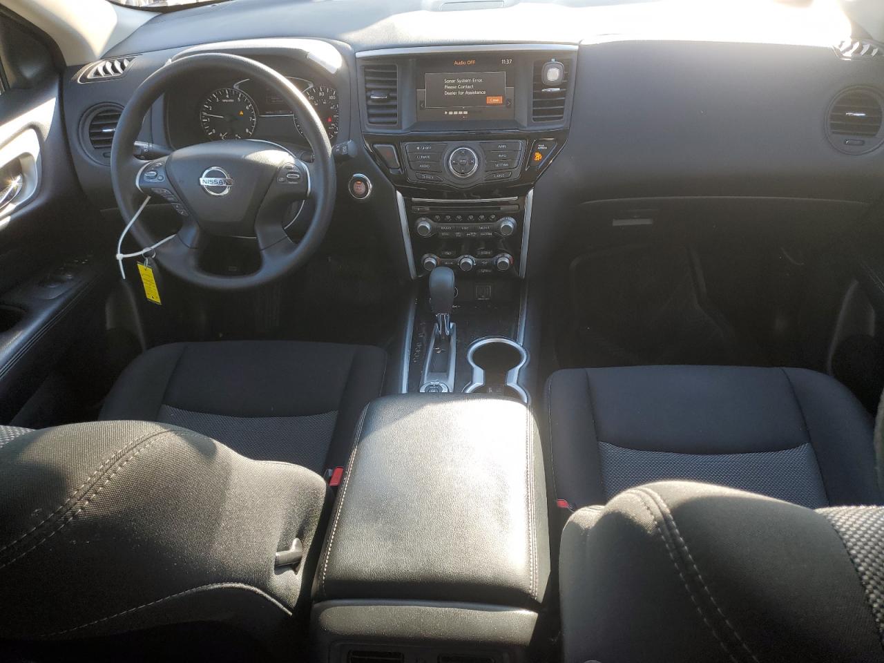 2020 Nissan Pathfinder - Image 8