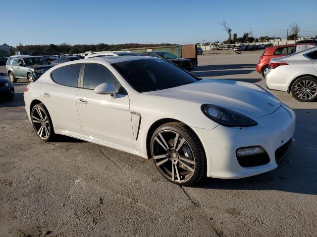 Седаны PORSCHE PANAMERA 2012 Белый