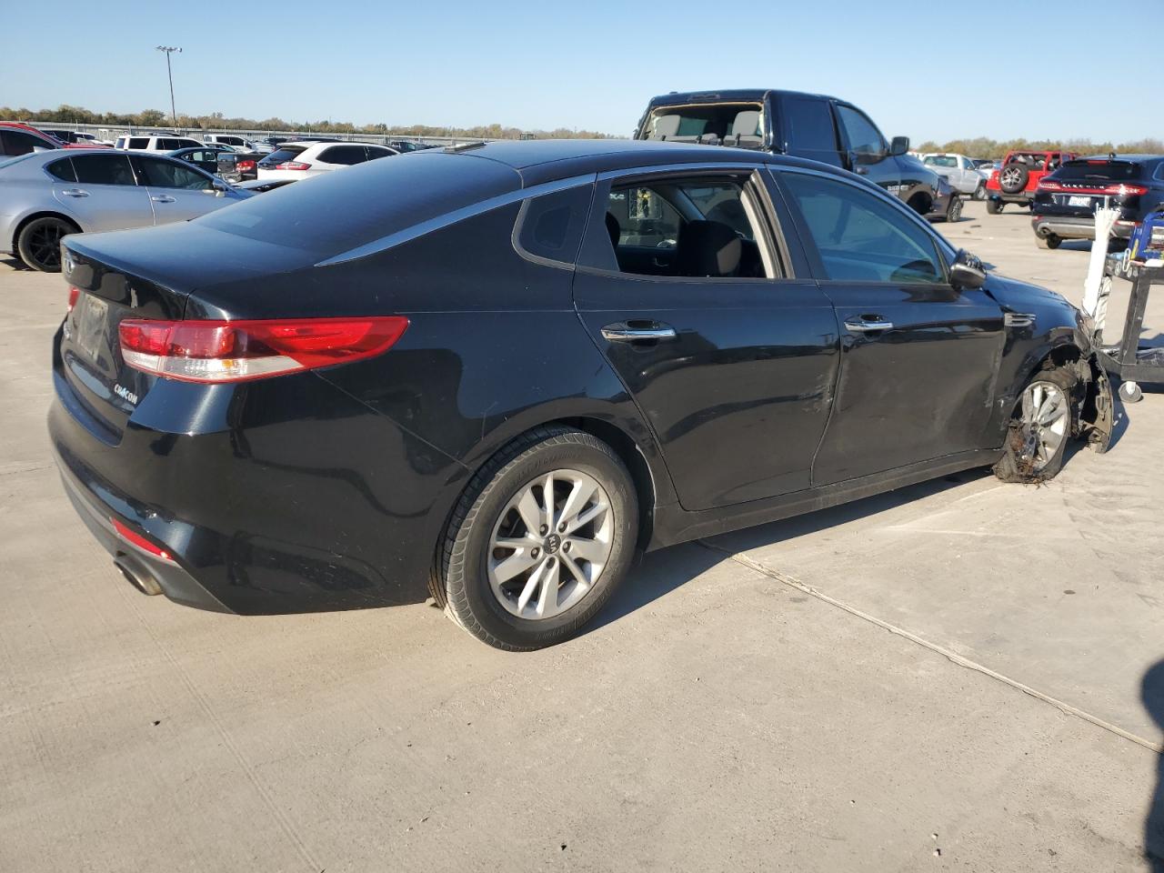 2017 Kia Optima - Image 3