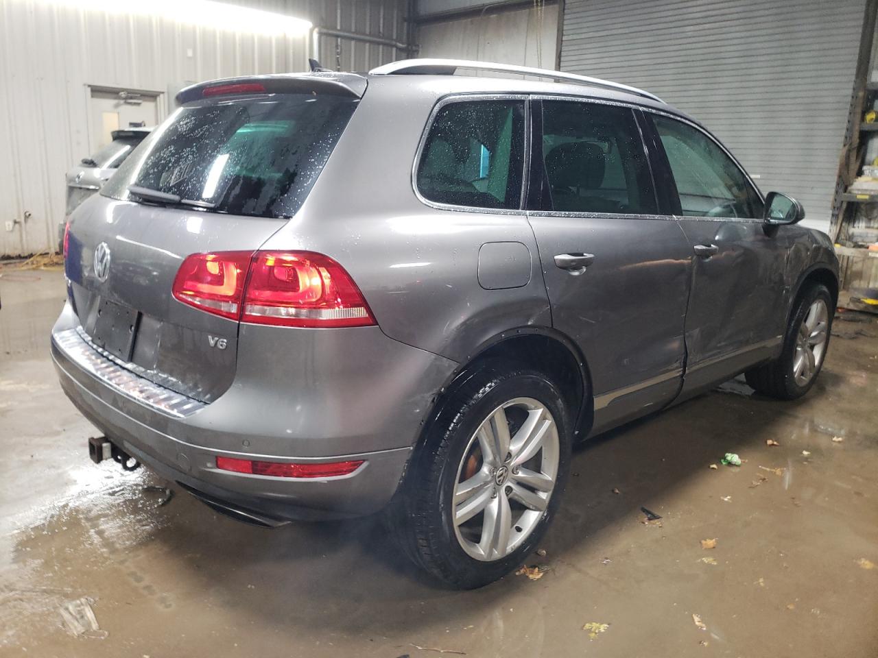 VIN WVGEF9BP6DD002607 2013 VOLKSWAGEN TOUAREG no.3